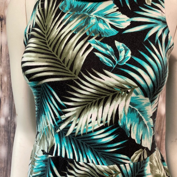 Pink VS Mini Dress - Picture 3 of 6